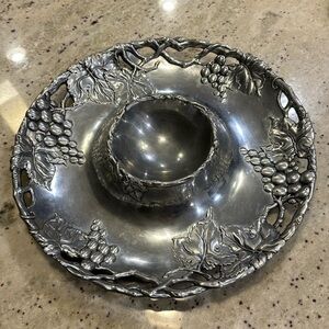 Arthur Court Grape Chips And Dip Platter